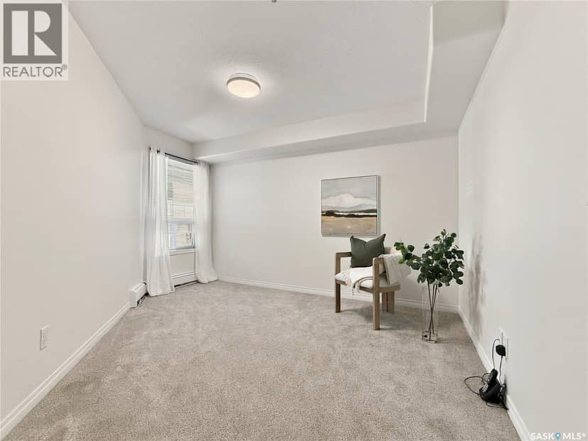 208 1700 Main STREET — photo 33 of 40