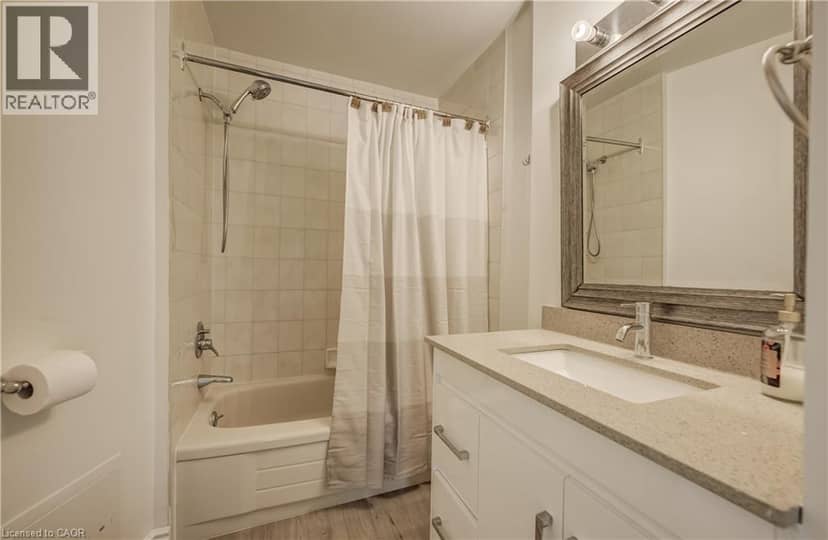 237 KING Street W Unit# 102 — photo 17 of 36