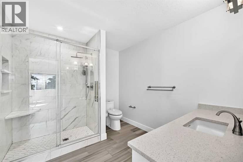 884 EAST CHESTERMERE Drive — photo 28 of 40