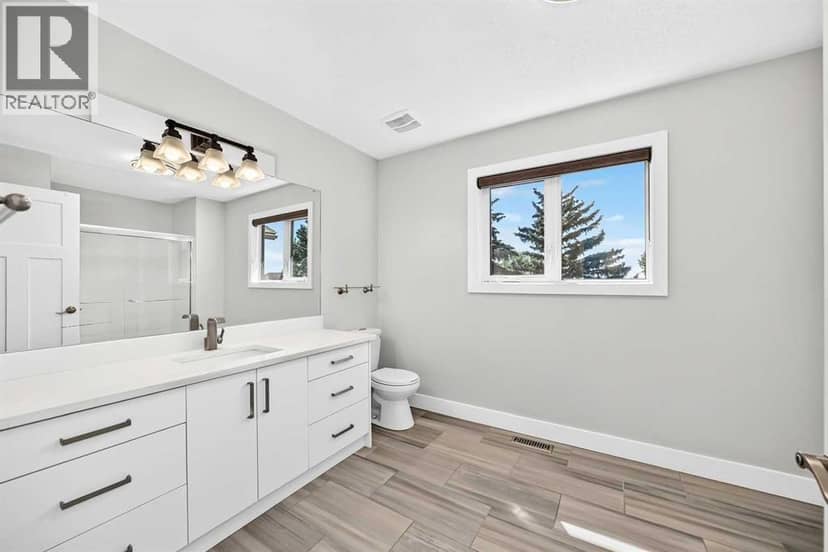 884 EAST CHESTERMERE Drive — photo 33 of 40
