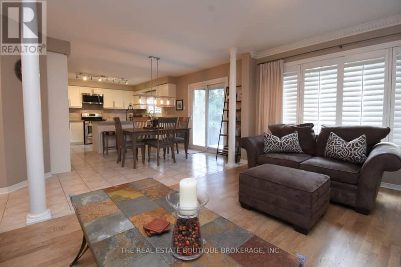 470 Amanda Crescent — photo 14 of 40