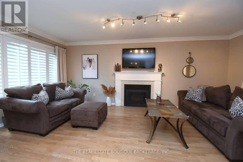 470 Amanda Crescent — photo 15 of 40