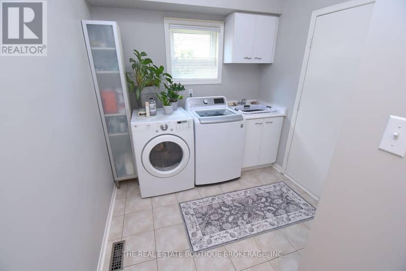 470 Amanda Crescent — photo 17 of 40