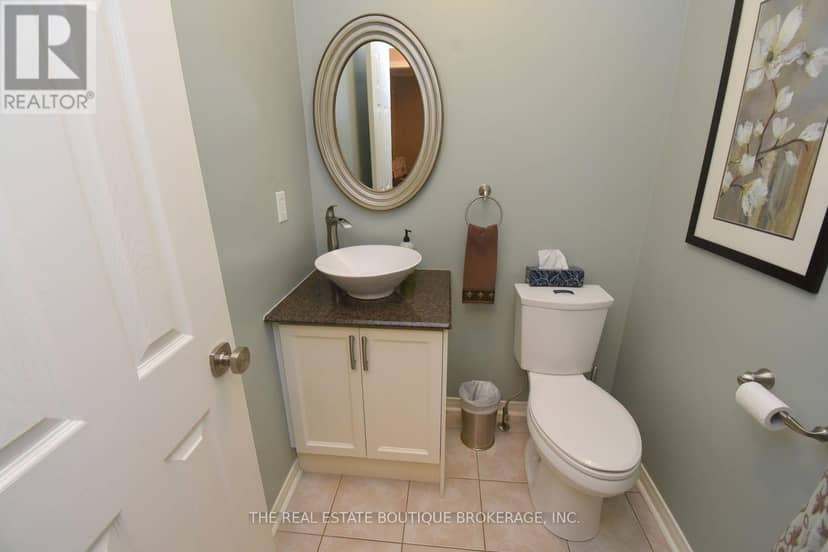 470 Amanda Crescent — photo 21 of 40