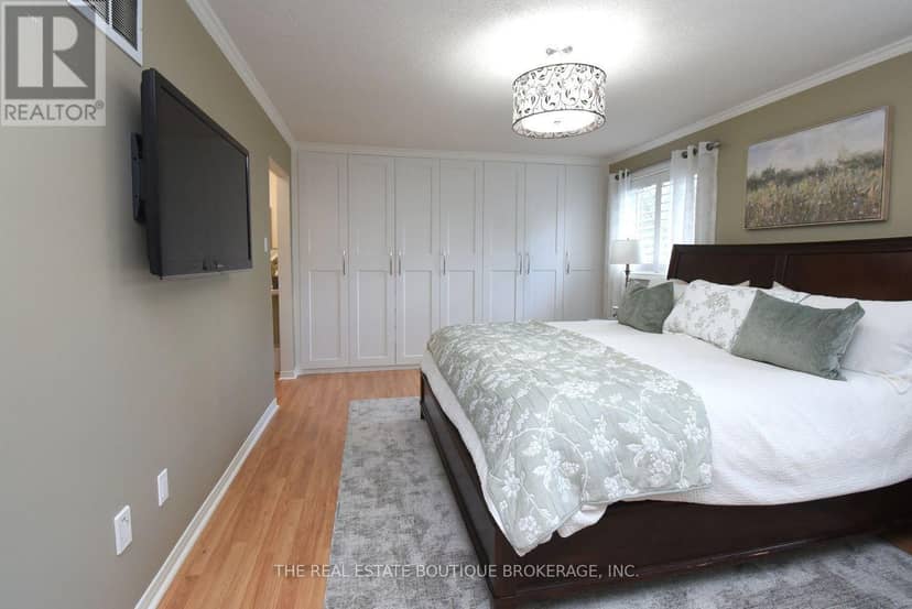 470 Amanda Crescent — photo 23 of 40