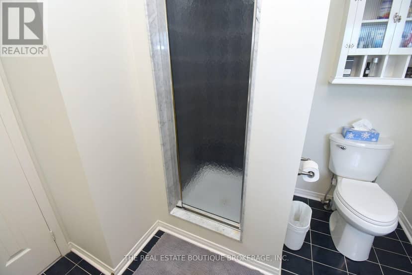470 Amanda Crescent — photo 26 of 40