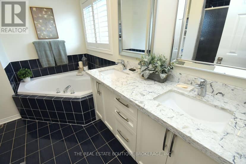 470 Amanda Crescent — photo 27 of 40