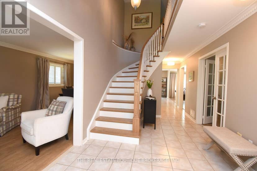470 Amanda Crescent, Burlington, photo 7