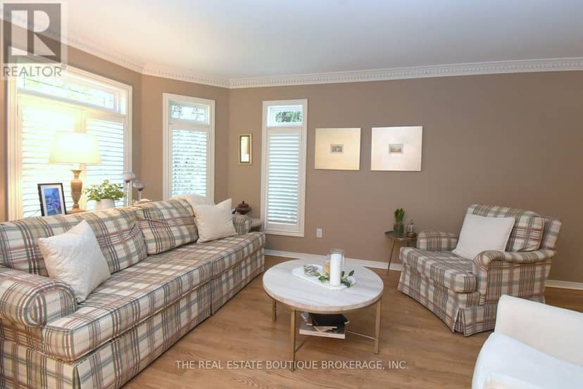 470 Amanda Crescent, Burlington, photo 8