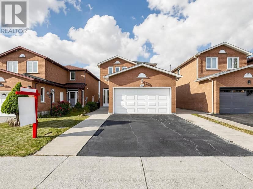 1125 Ivandale Drive, Mississauga