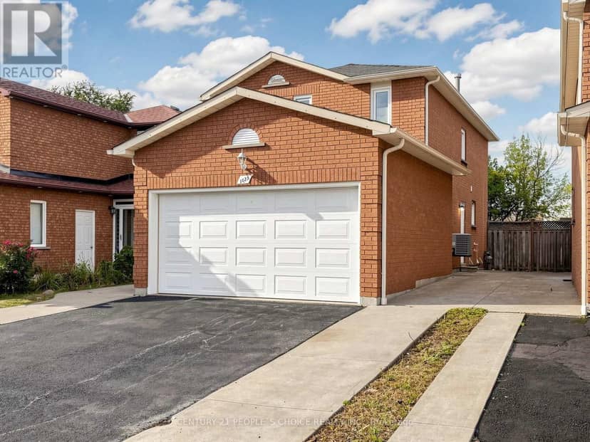 1125 Ivandale Drive, Mississauga, photo 2