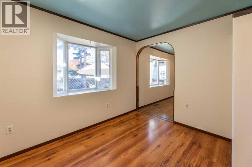 147 Meadow Drive — photo 9 of 40