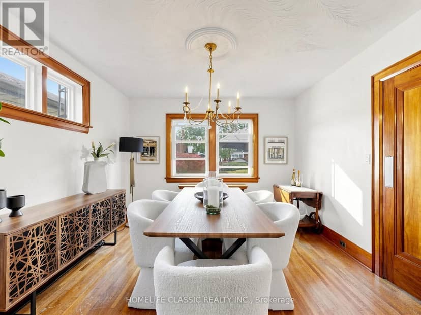 25 Dartmouth Crescent — photo 13 of 40
