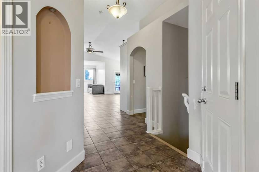 443 Riverside Green NW, High River, photo 3
