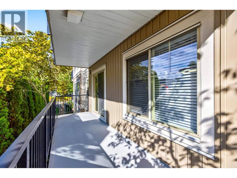 210 22290 NORTH AVENUE, Maple Ridge, photo 2