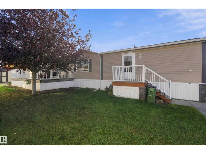 442 Oak Wood CR NW, Edmonton, photo 2
