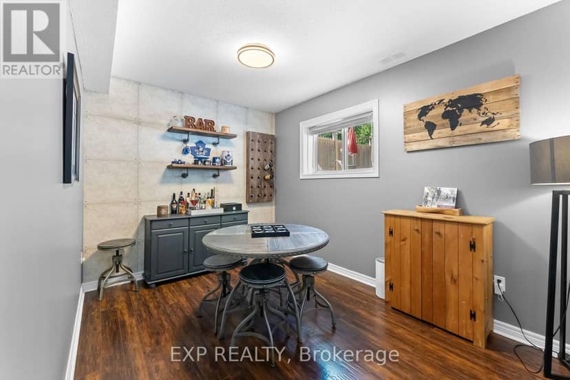 43 Thorold Avenue — photo 30 of 40