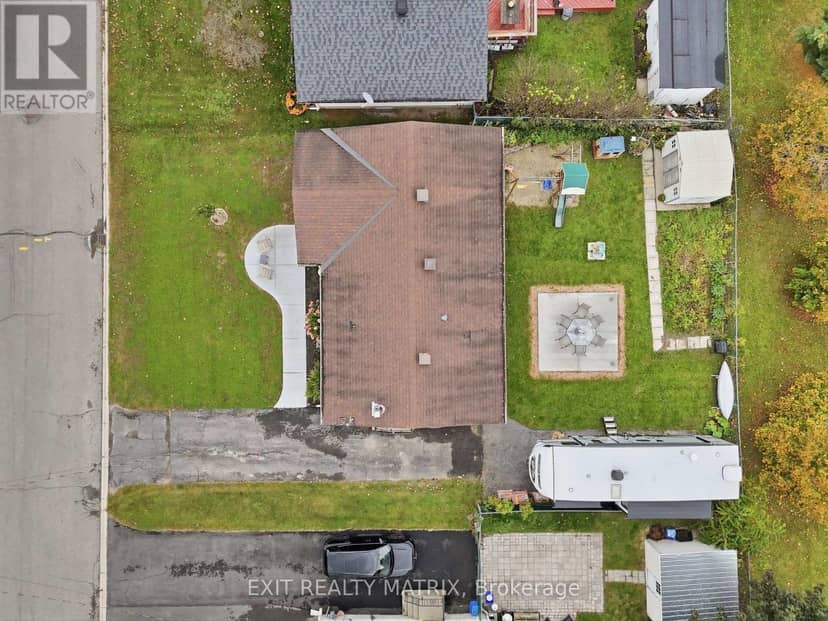 499 Gilles Street — photo 36 of 38
