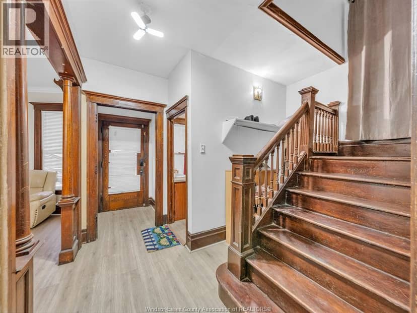 780 Dougall — photo 2 of 33