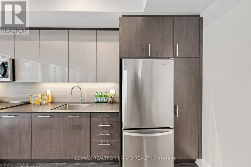201 - 403 Church Street — photo 14 of 40