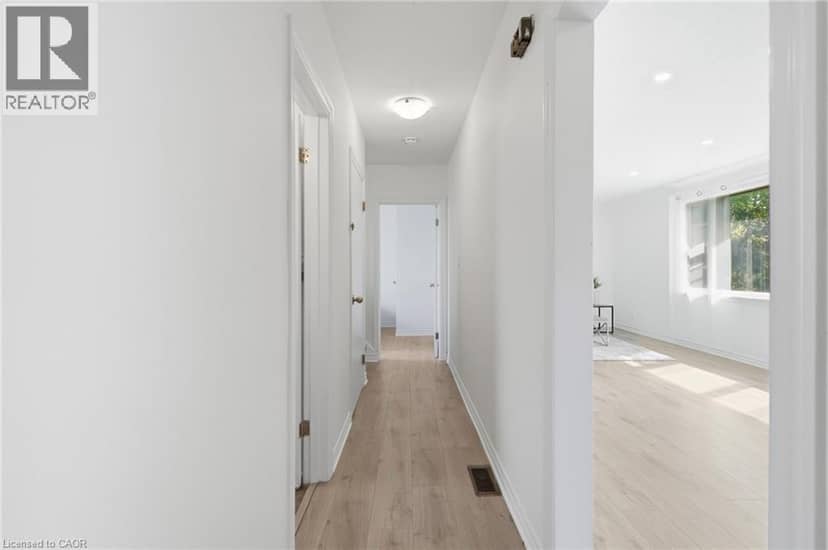 87 RADFORD Street — photo 14 of 31