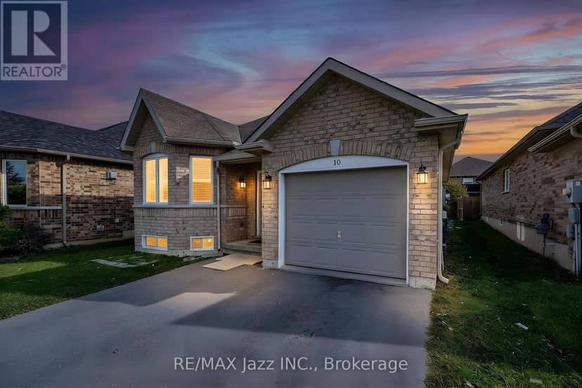 10 Milner Court — photo 2 of 26