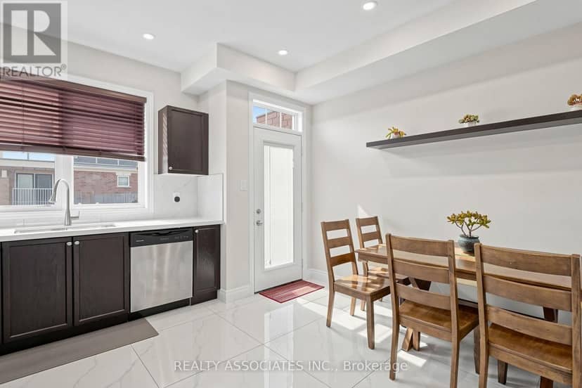 297 Delray Drive — photo 13 of 29