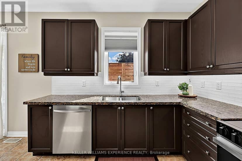 73 Latimer Avenue — photo 11 of 40