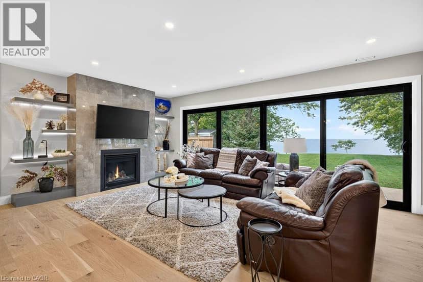 90 LAKESIDE Drive — photo 3 of 40
