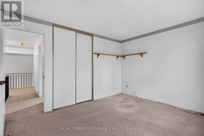 6198 Voyageur Drive — photo 32 of 40
