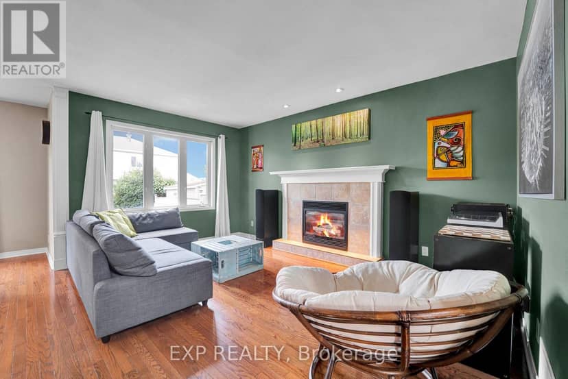 2744 Sylvain Street — photo 8 of 40