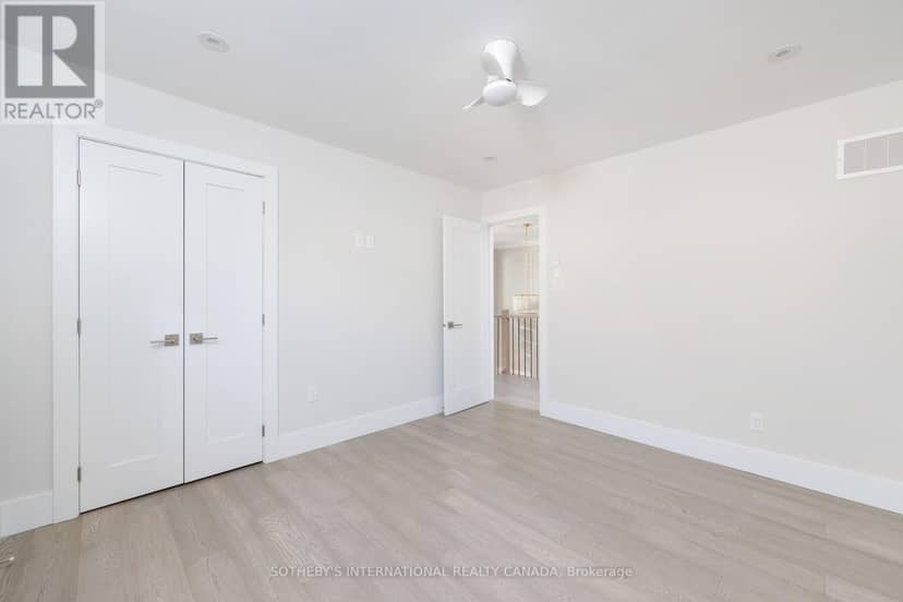 1816 Paddock Crescent — photo 31 of 40