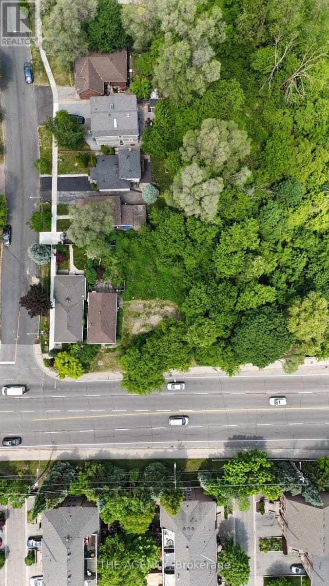 580 The Queensway, Toronto, photo 4