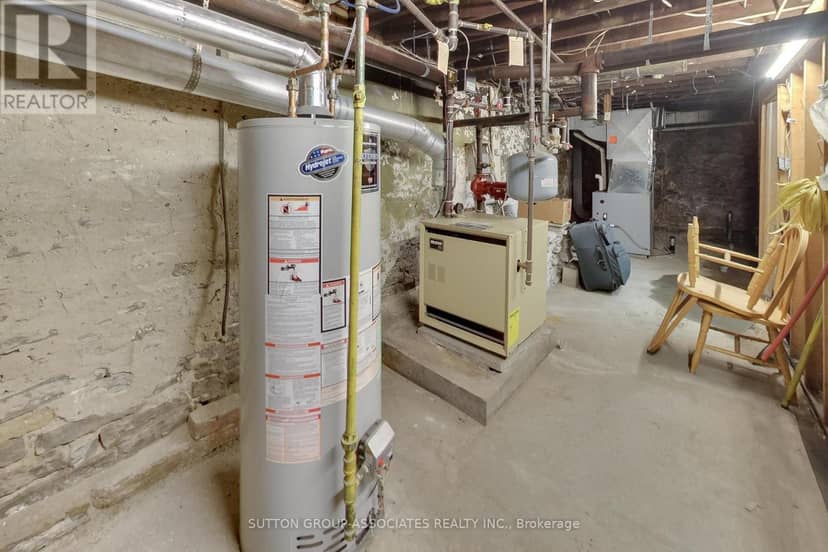 1181-1183 St Clair Avenue W, Toronto, photo 8