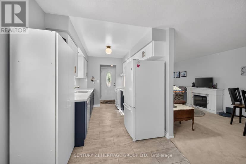 89 Stoney Brook Crescent — photo 15 of 40