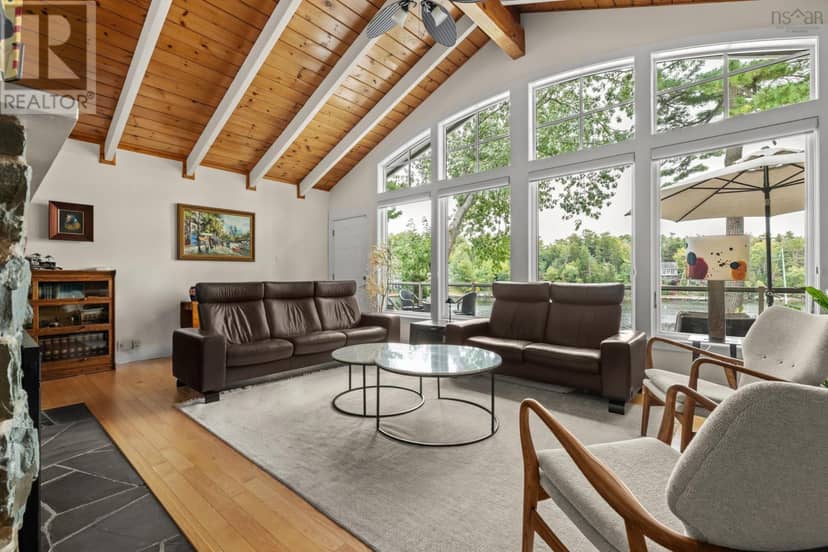 1077 Shore Drive — photo 10 of 40