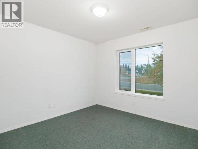 146 Falcon Drive — photo 17 of 35
