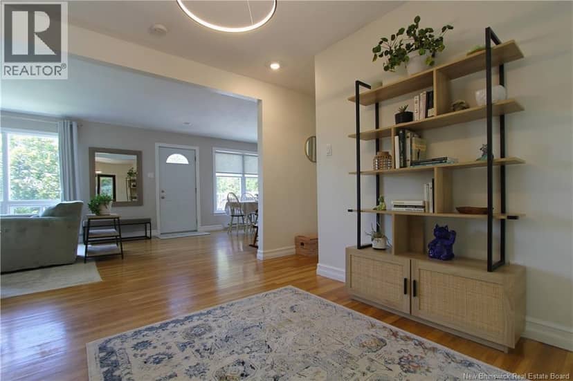 15 Hazen Avenue — photo 17 of 40