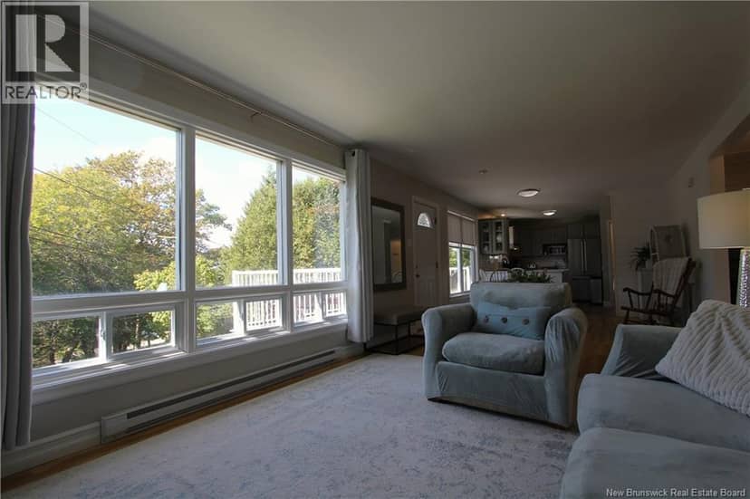 15 Hazen Avenue — photo 14 of 40