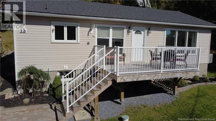 15 Hazen Avenue, Rothesay, photo 3