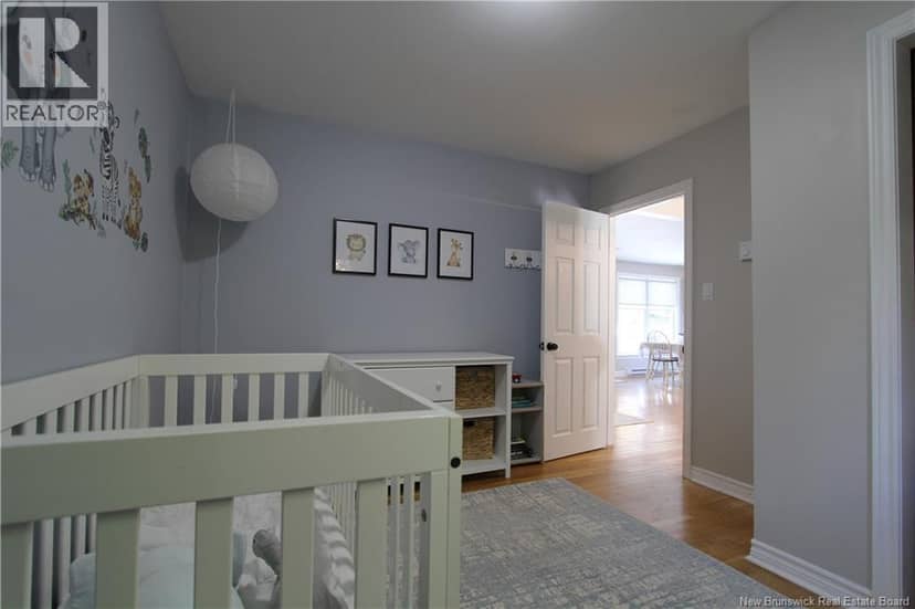 15 Hazen Avenue — photo 25 of 40