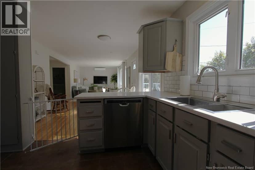 15 Hazen Avenue — photo 30 of 40