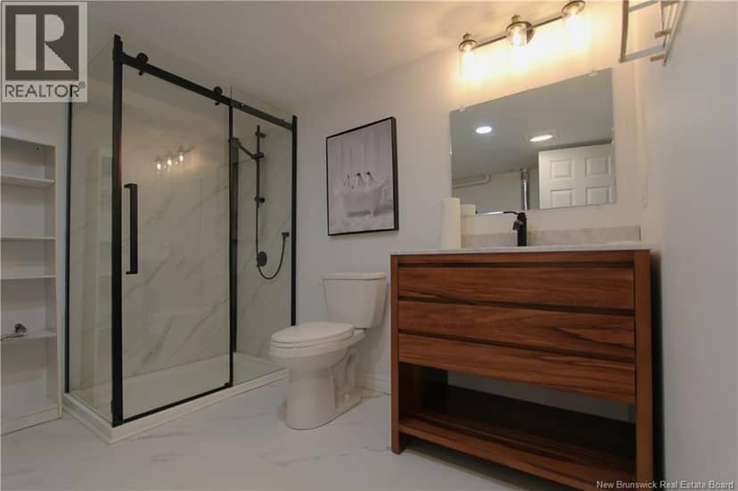 15 Hazen Avenue — photo 33 of 40