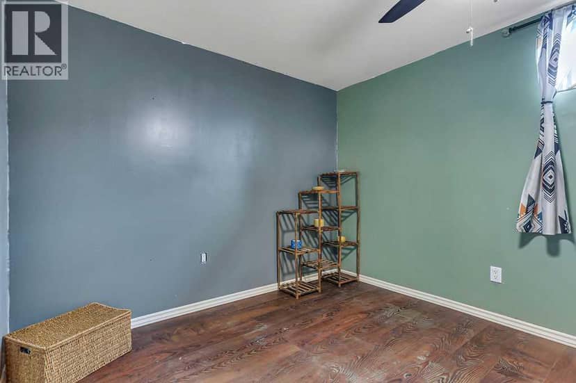 5912 West Park Crescent — photo 27 of 40