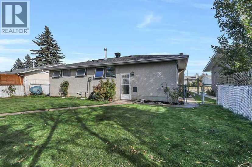 5912 West Park Crescent — photo 34 of 40