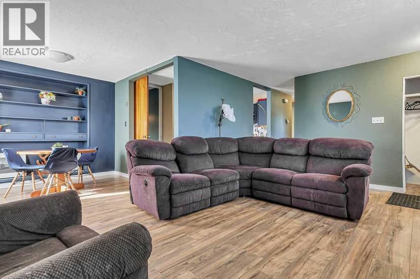 5912 West Park Crescent, Red Deer, photo 5