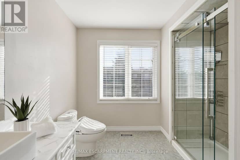 8 - 400 Stonehenge Drive — photo 29 of 38
