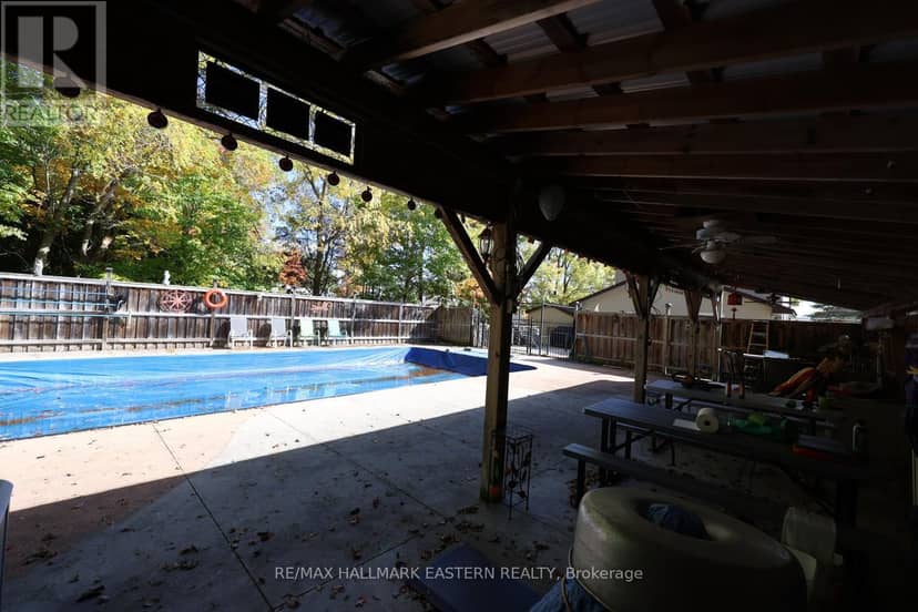 23 King Street E — photo 19 of 40