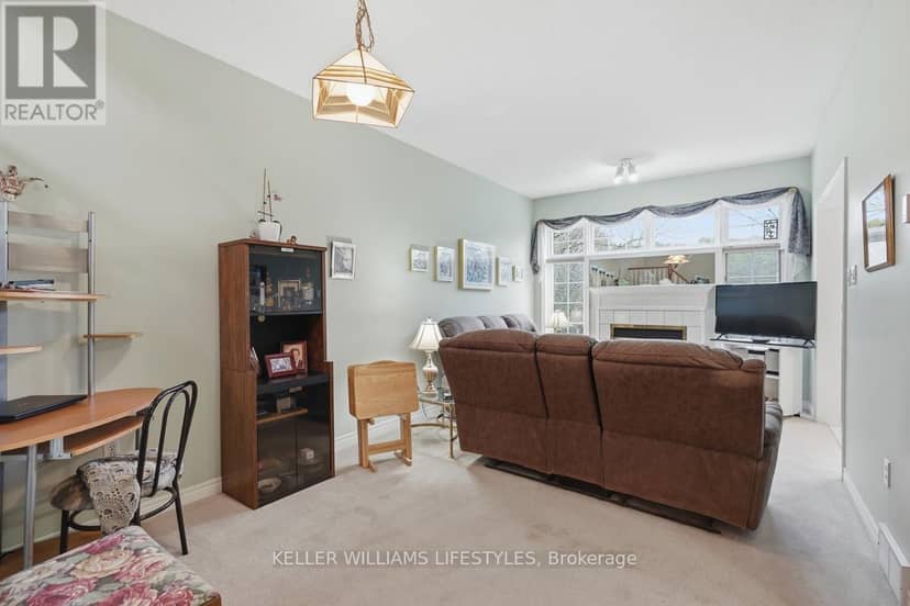 24 - 519 Riverside Drive — photo 12 of 40