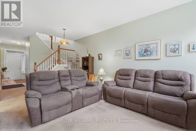 24 - 519 Riverside Drive — photo 16 of 40